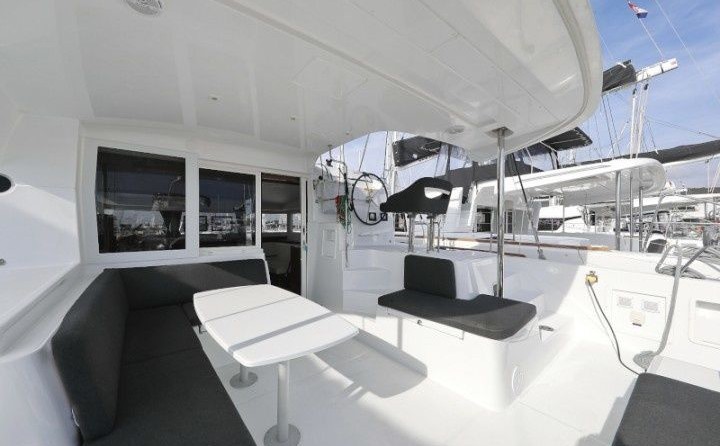 Lagoon 40