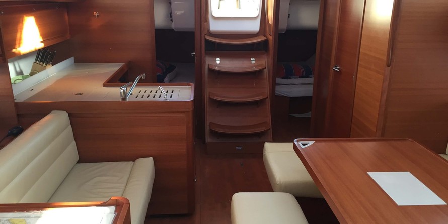 Dufour 412