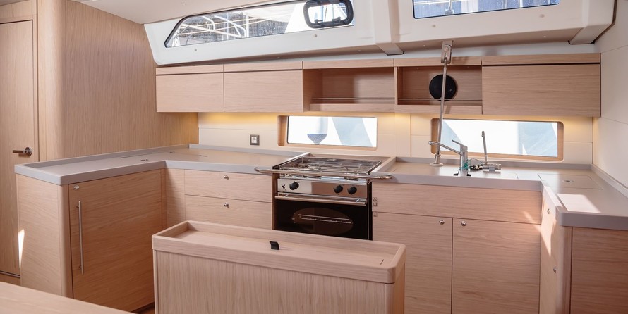Beneteau Oceanis 46
