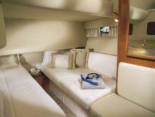 Sea ray 400 sedan bridge