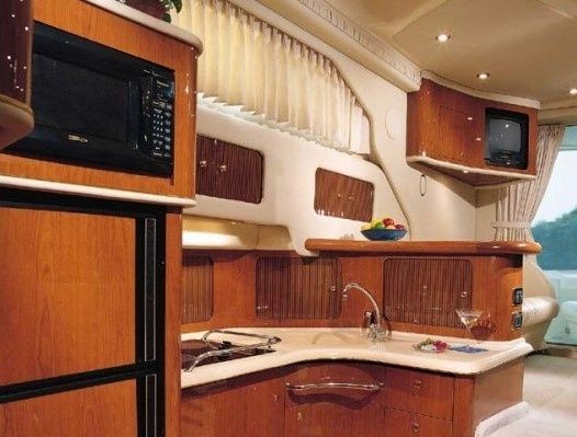 Sea ray 400 sedan bridge