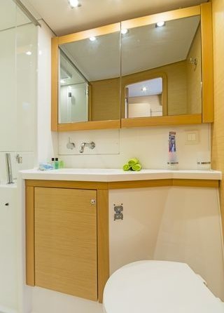 Lagoon 450 F