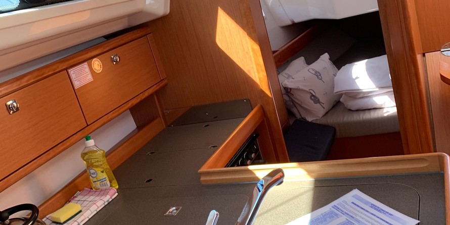 Bavaria CRUISER 34