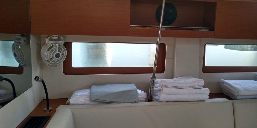 Beneteau Oceanis 51.1