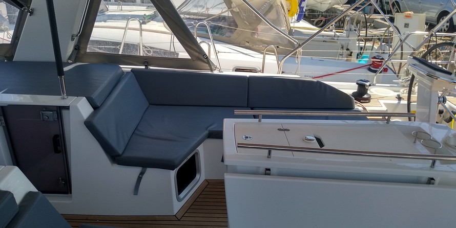 Beneteau Oceanis 51.1