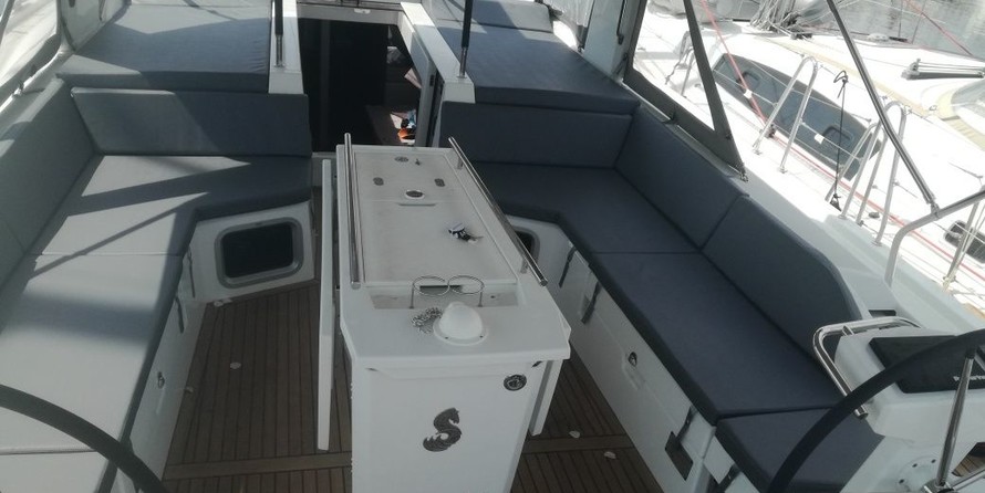 Beneteau Oceanis 51.1