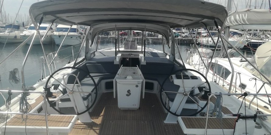 Beneteau Oceanis 51.1
