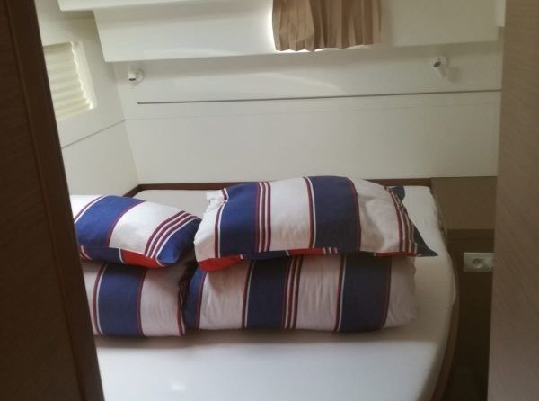 Lagoon 40
