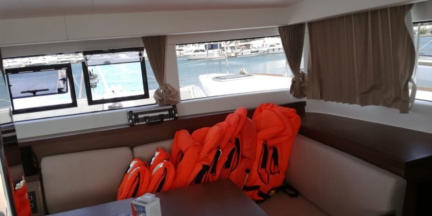 Lagoon 40