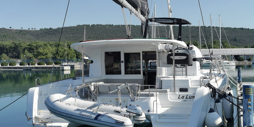 Lagoon 40