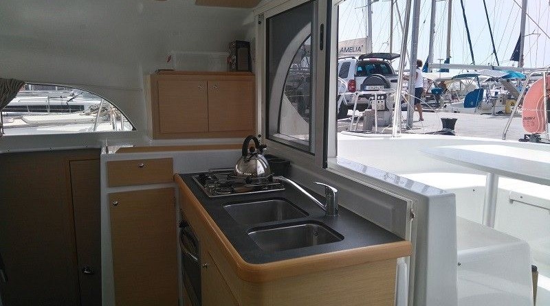 Lagoon 380 S2