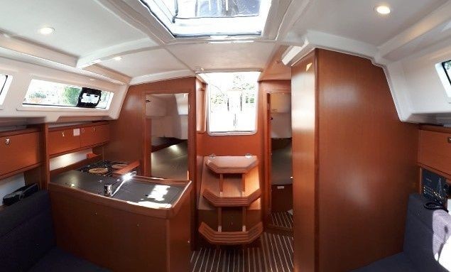 Bavaria CRUISER 34