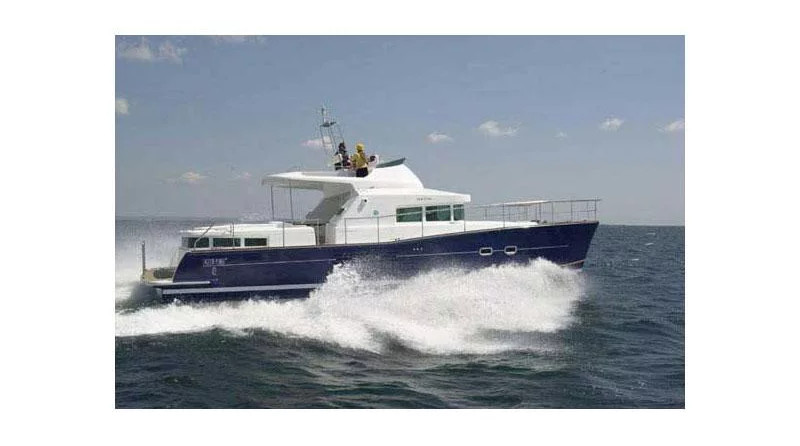 Lagoon Power 43