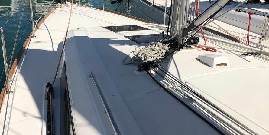 Beneteau Oceanis 38