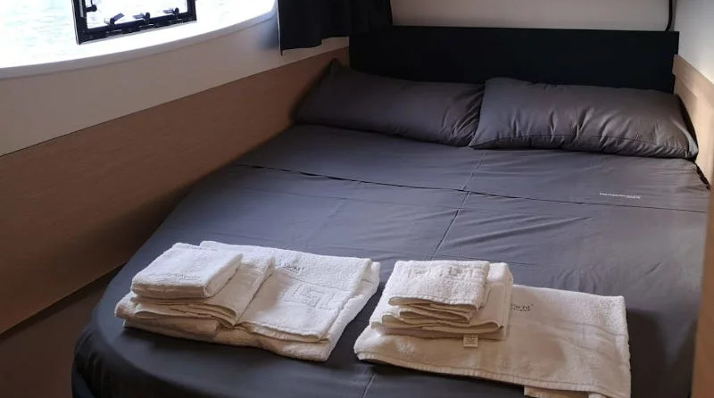 Fountaine Pajot Astréa 42