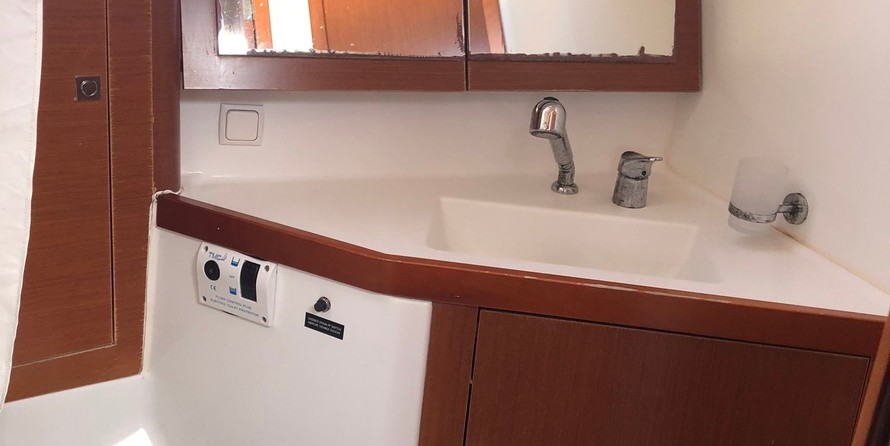 Beneteau Oceanis 45