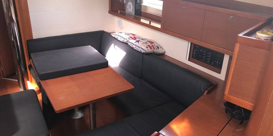 Beneteau Oceanis 45
