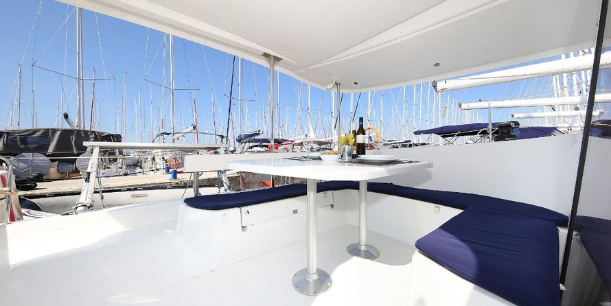 Fountaine Pajot Lipari 41