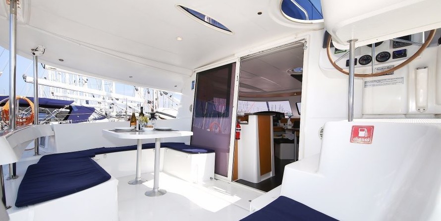 Fountaine Pajot Lipari 41