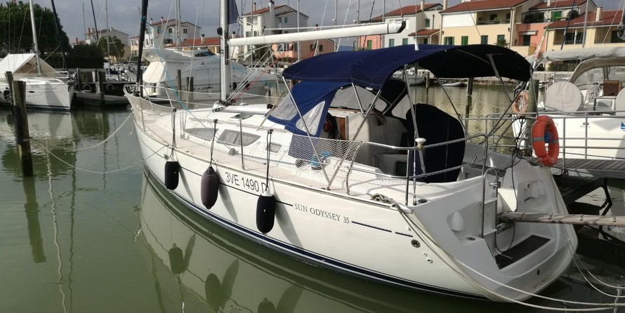 Jeanneau Sun Odyssey 35