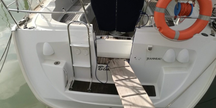 Jeanneau Sun Odyssey 35