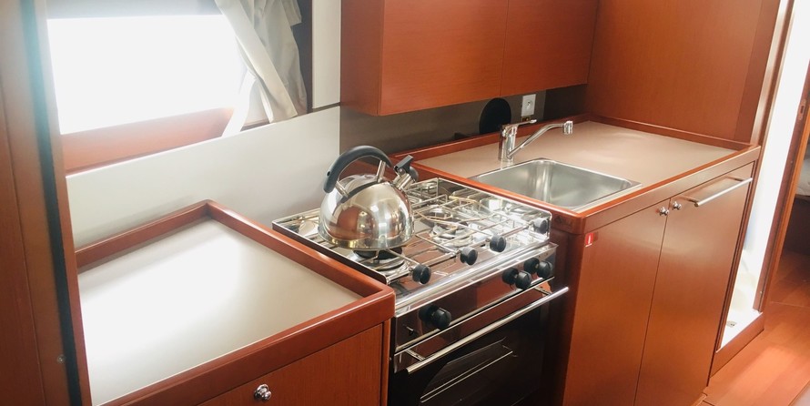 Beneteau Oceanis 35.1