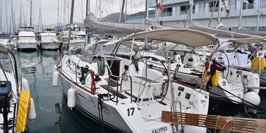 Beneteau First 35