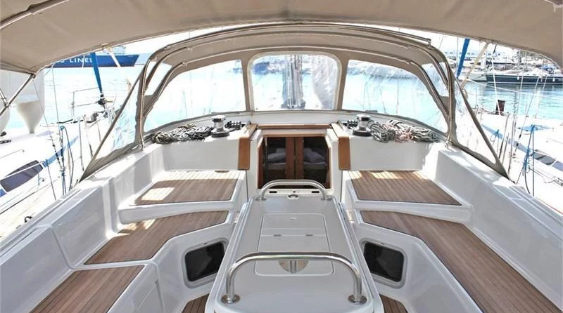 Jeanneau 53
