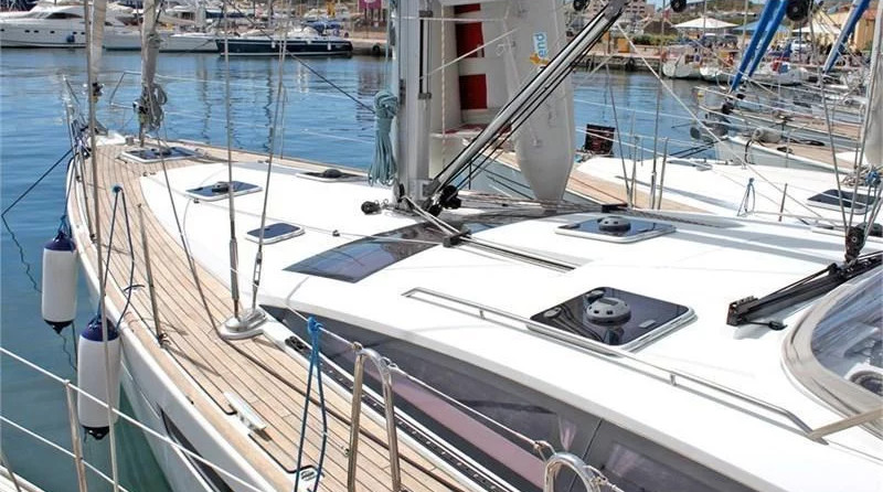 Jeanneau 53