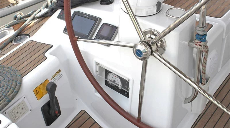 Jeanneau 53