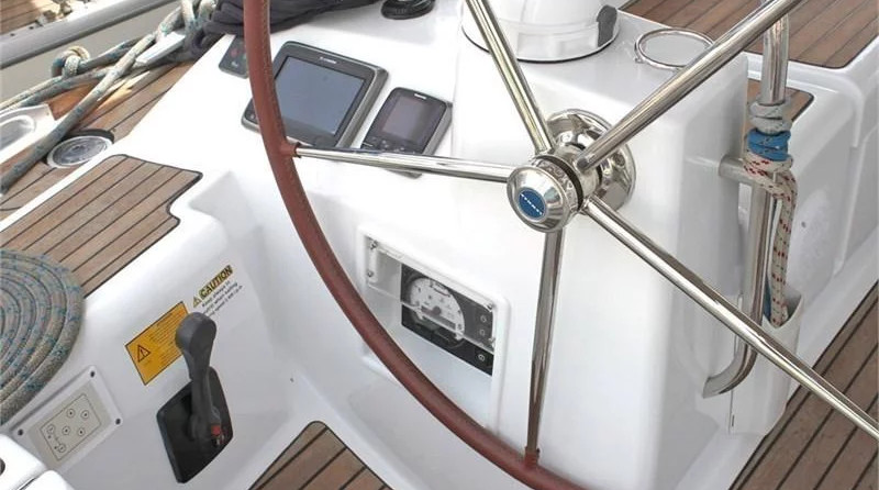 Jeanneau 53