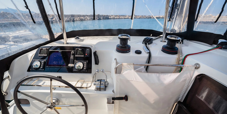 Lagoon 42 (Gen+A/C+WM)