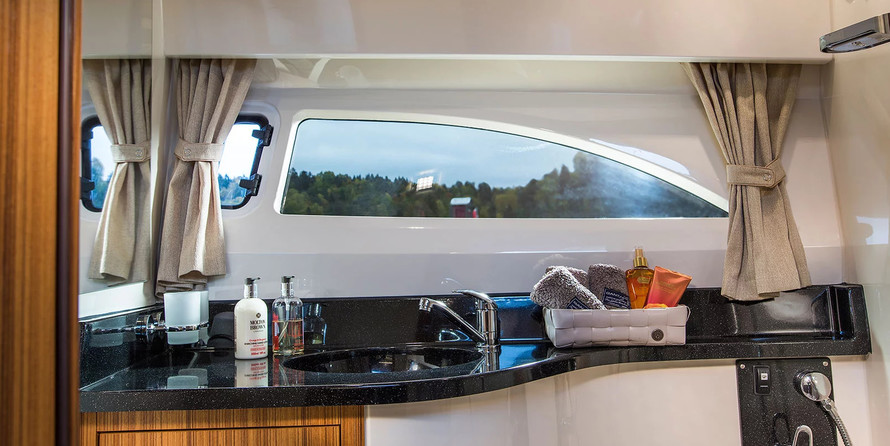 Marex 310 Sun Cruiser