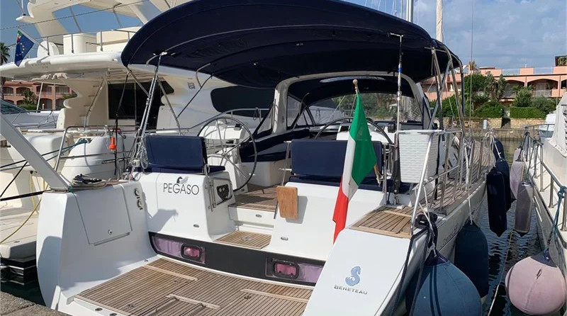 Beneteau Oceanis 58