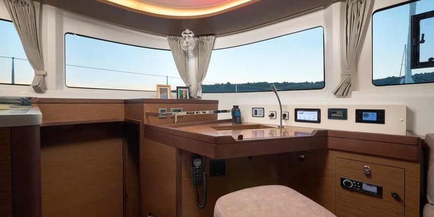 Lagoon 46