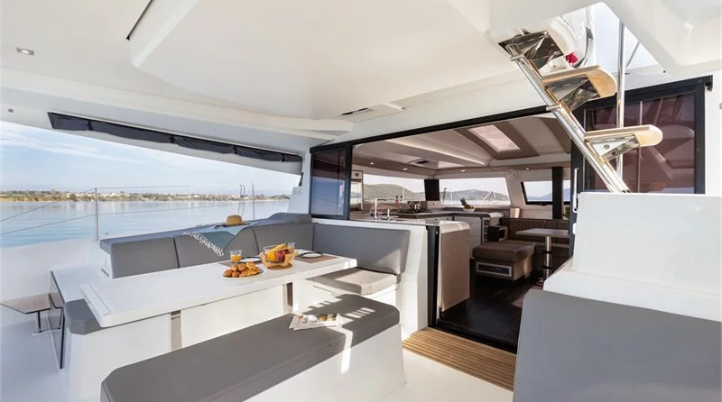 Fountaine Pajot Elba 45