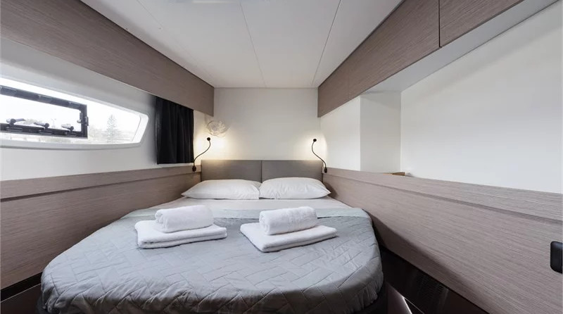 Fountaine Pajot Elba 45