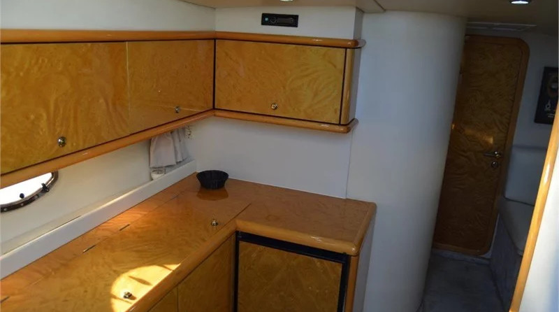 Sunseeker Mustique 42