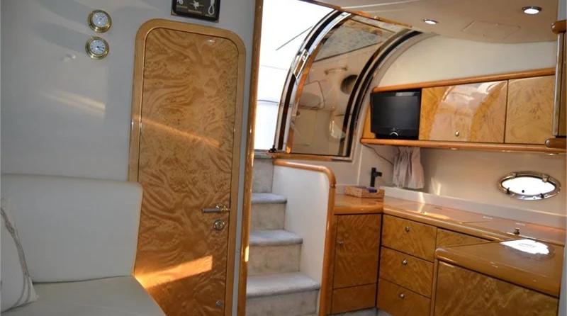 Sunseeker Mustique 42