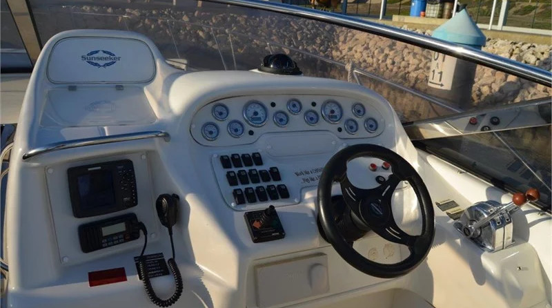 Sunseeker Mustique 42