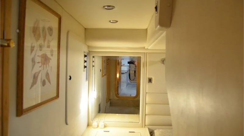 Sunseeker Mustique 42