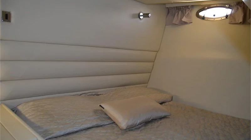 Sunseeker Mustique 42