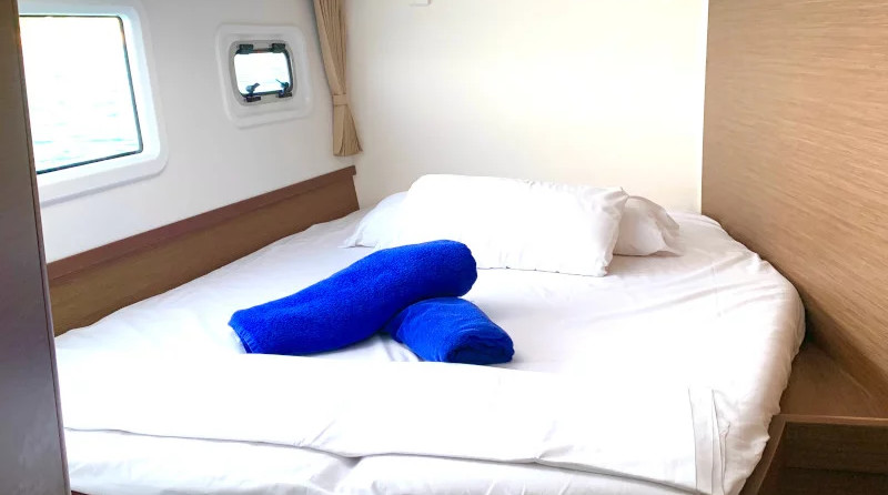 Lagoon 42
