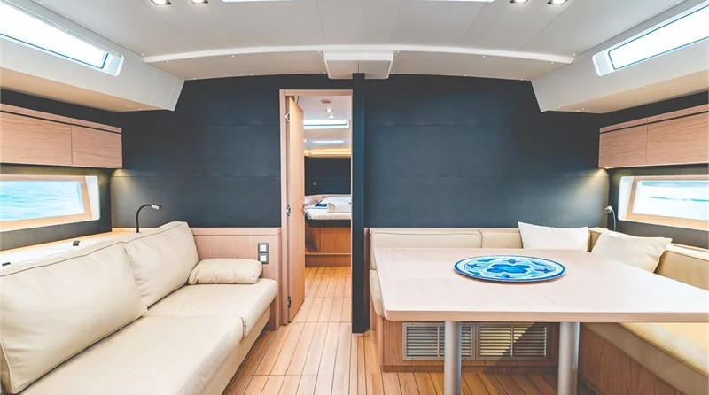 Beneteau Oceanis 55.1