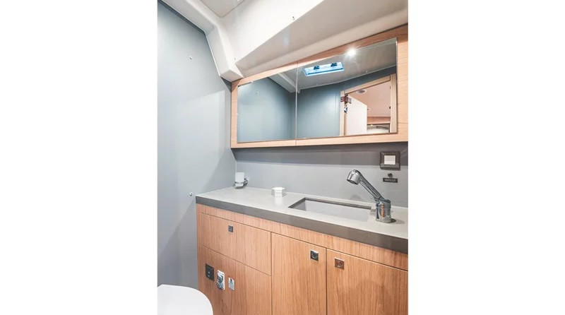 Beneteau Oceanis 55.1