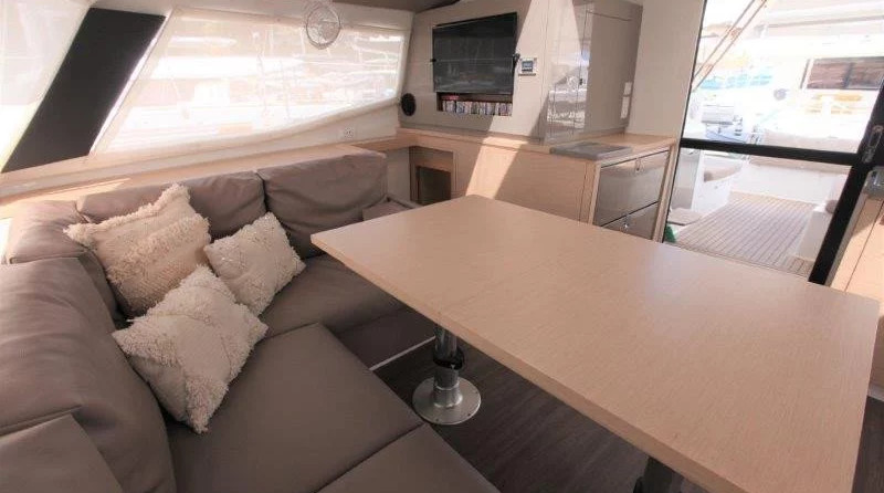 Fountaine Pajot Helia 44 Evolution