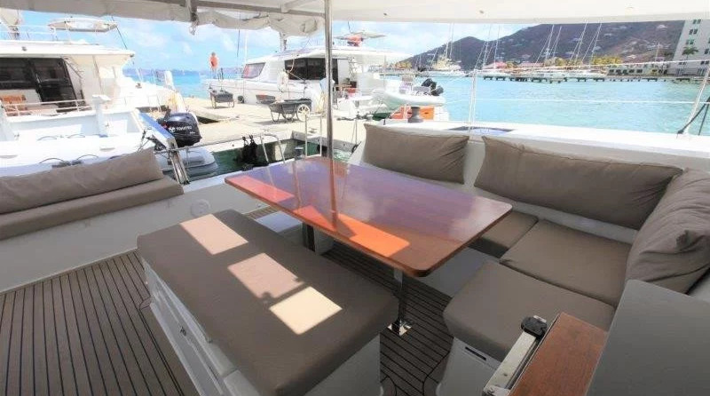 Fountaine Pajot Helia 44 Evolution