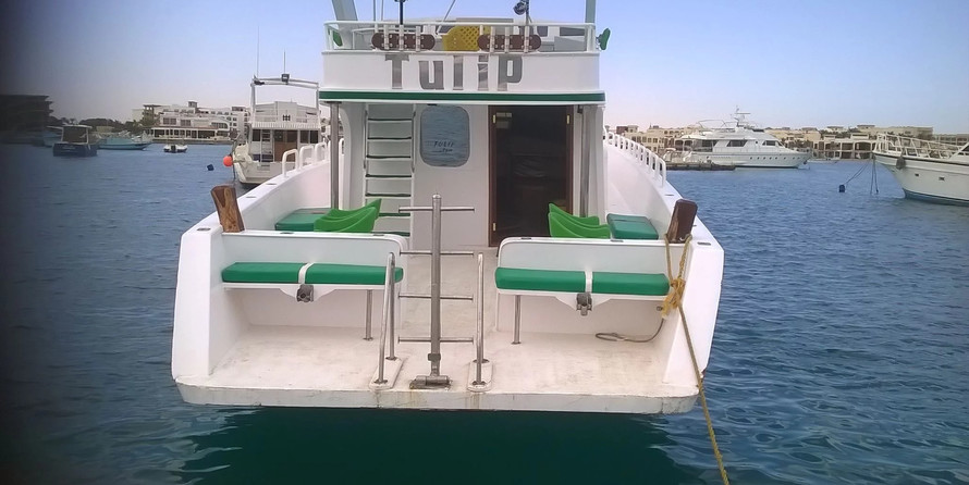 Power boat