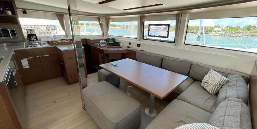Lagoon 46 - 4 + 2 cab.