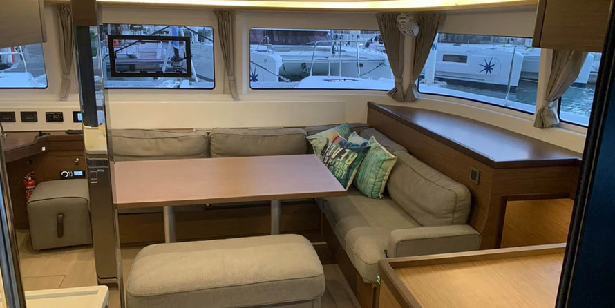 Lagoon 46 - 4 + 2 cab.